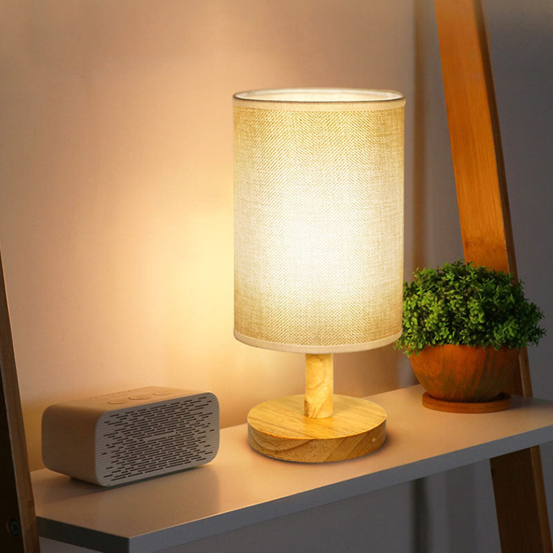 Holzsockel Stoffschirm Tischlampe